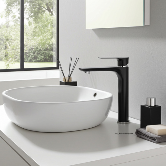 Wastafelmengkraan Xellanz Casma hoog in mat zwart en chroom