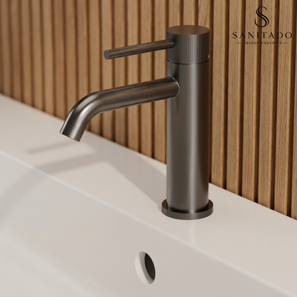 Wastafelmengkraan Sanitado Industry RVS-304 met gebogen uitloop in gunmetal