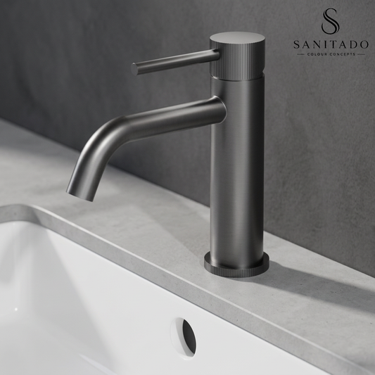 Wastafelmengkraan Sanitado Industry RVS-304 met gebogen uitloop in gunmetal