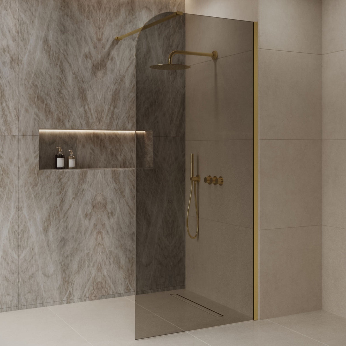 Sanitado Dalis Curve Inloopdouche Rookglas Mat Goud Profielen 80x200 cm