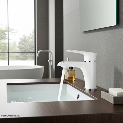 Wastafelmengkraan Xellanz Tarma laag in mat wit en chroom