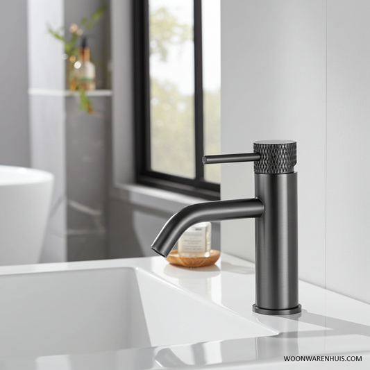 Wastafelmengkraan Wiesbaden Ribbd laag met coldstart in gunmetal