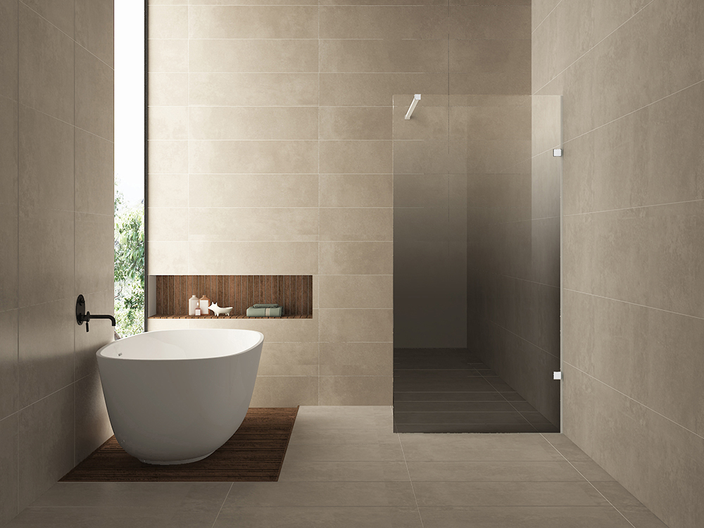 Inloopdouche Wiesbaden Less 90x200cm met geborsteld messing beslag en 8mm rookglas