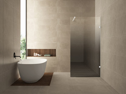 Inloopdouche Wiesbaden Less 90x200cm met geborsteld messing beslag en 8mm rookglas